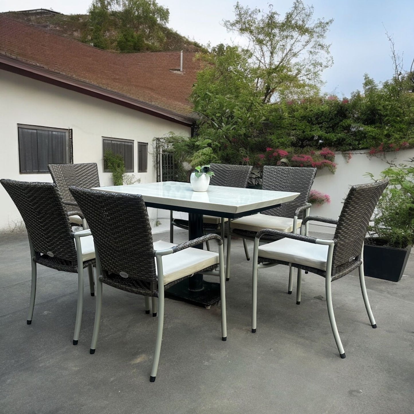 Geneva Dining Set